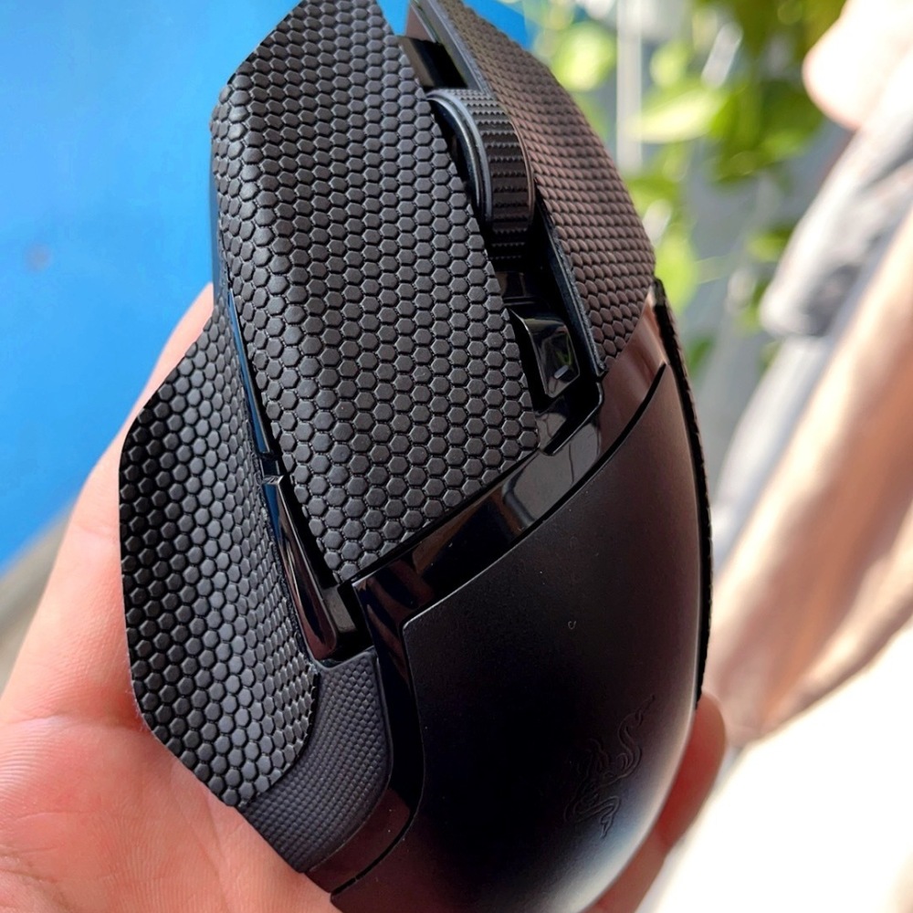 Tech Gaming Accessories - Razer Basilisk V2 Ultimate Oyun Mouse'u